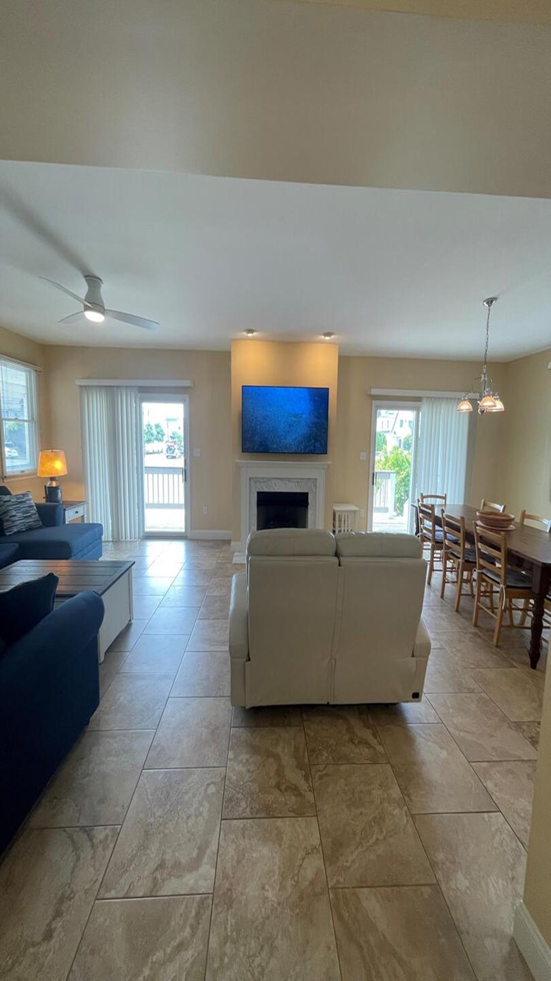 3618 Dune Drive, Avalon (1 Block to Beach)