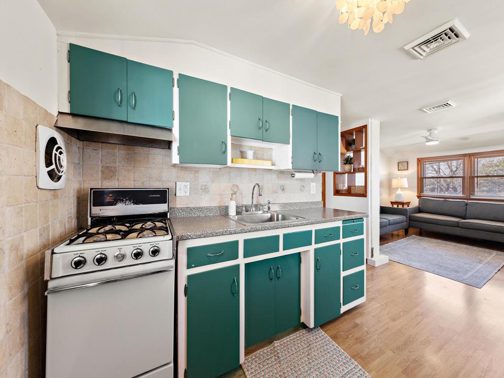 13209 Beach Avenue, Beach Haven Terrace (Ocean Block)