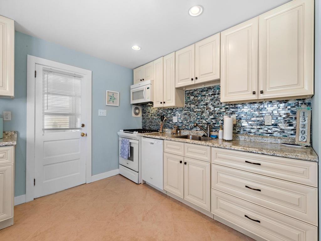 13209 Beach Avenue, Beach Haven Terrace (Ocean Block)