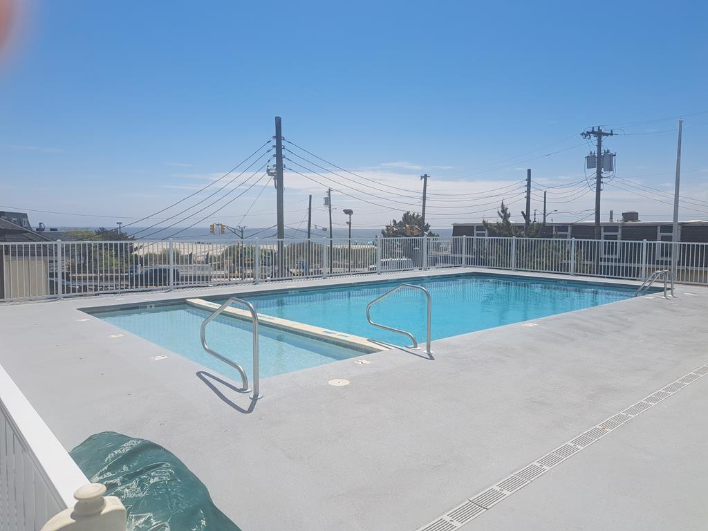 The Tides 307 - A Perfect Location! | Photo 13