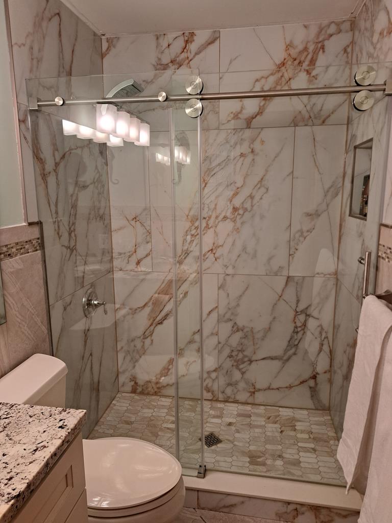 The Tides 307 - A Perfect Location! | Photo 9