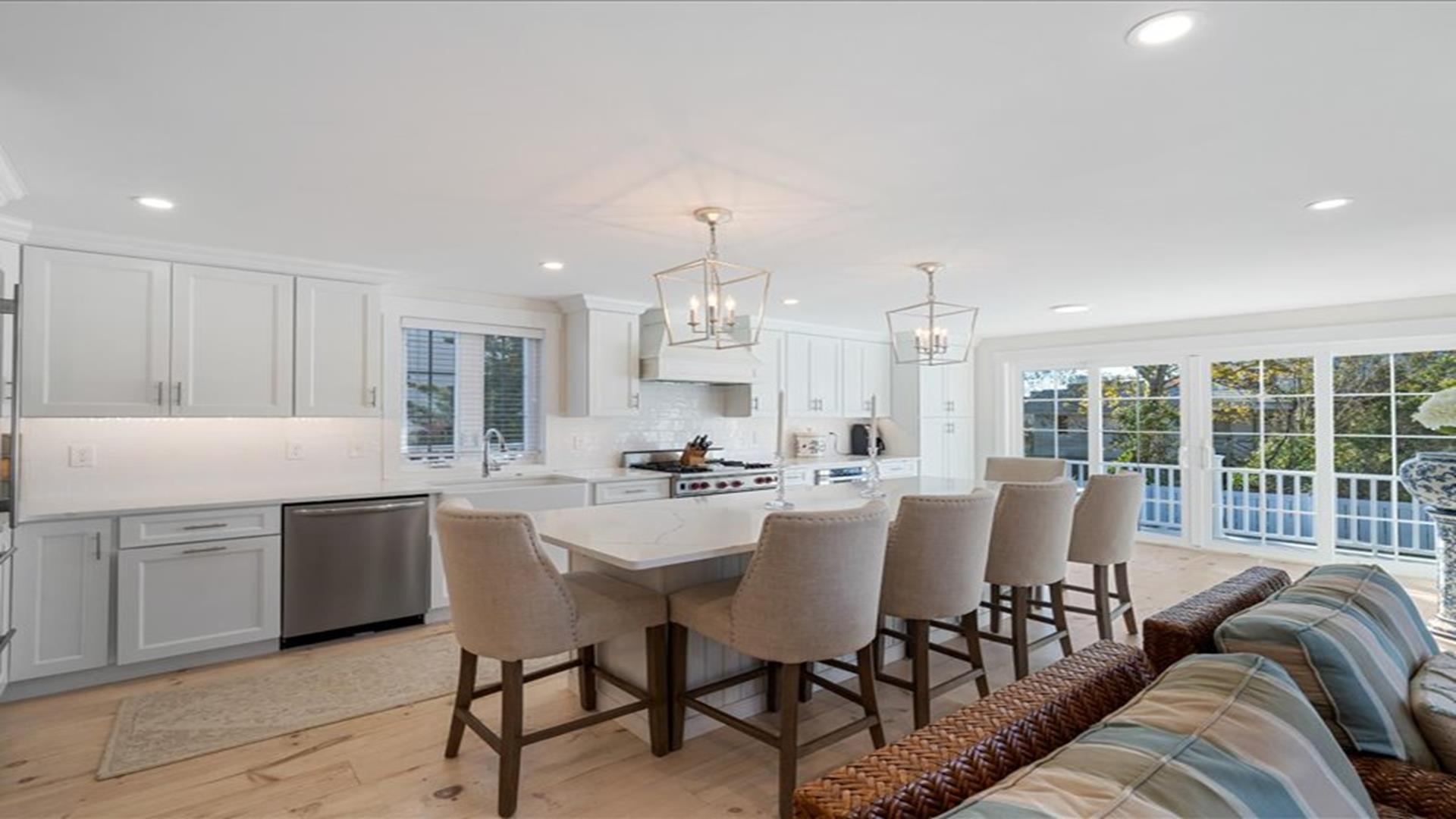 377 94th Street, Stone Harbor (Center) - Picture 2