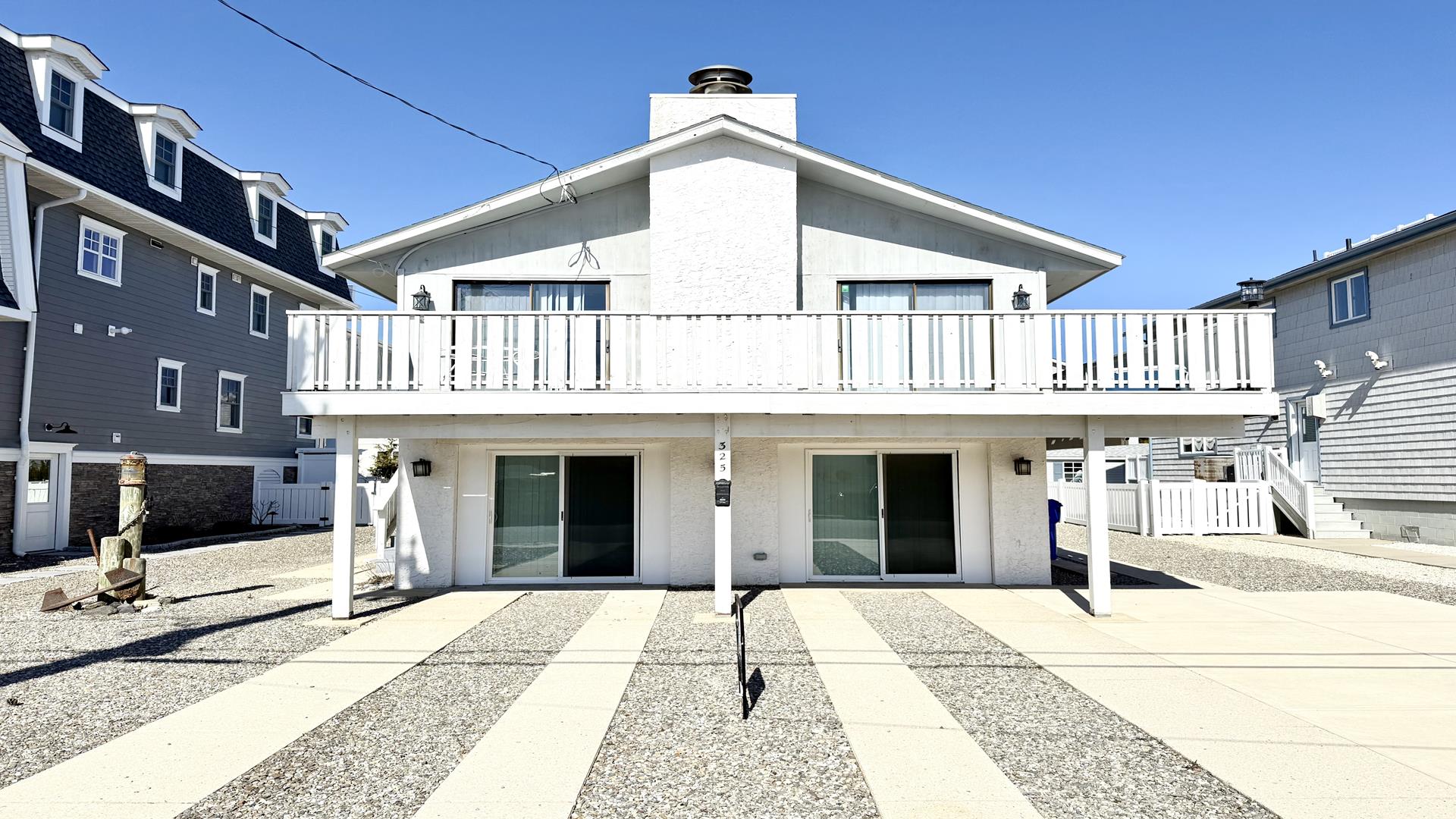 325 7th Street, Avalon (Northend Avalon) - Picture 2