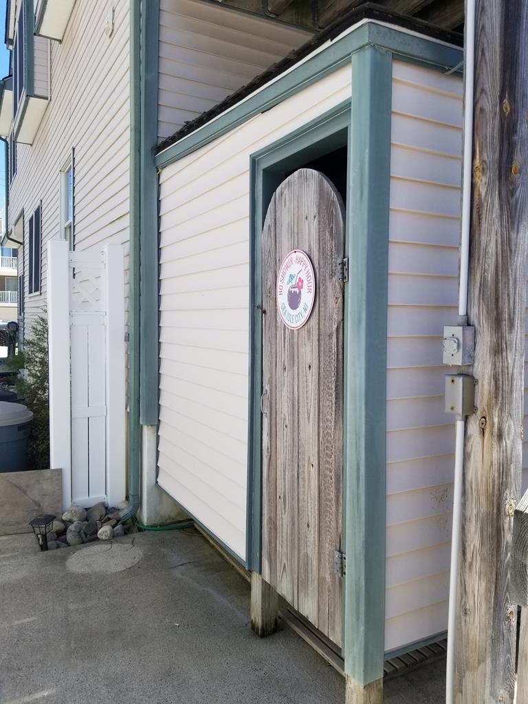 222 77th Street, Sea Isle City (Center)