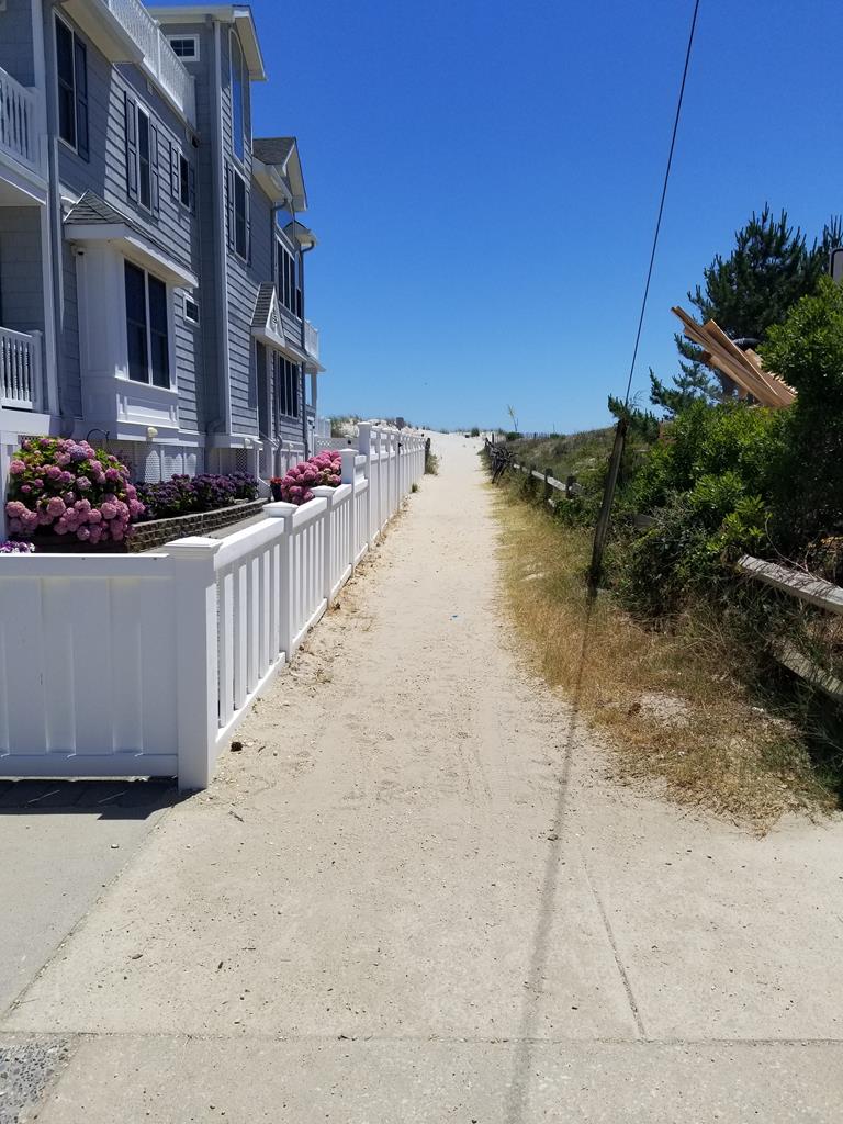 222 77th Street, Sea Isle City (Center)