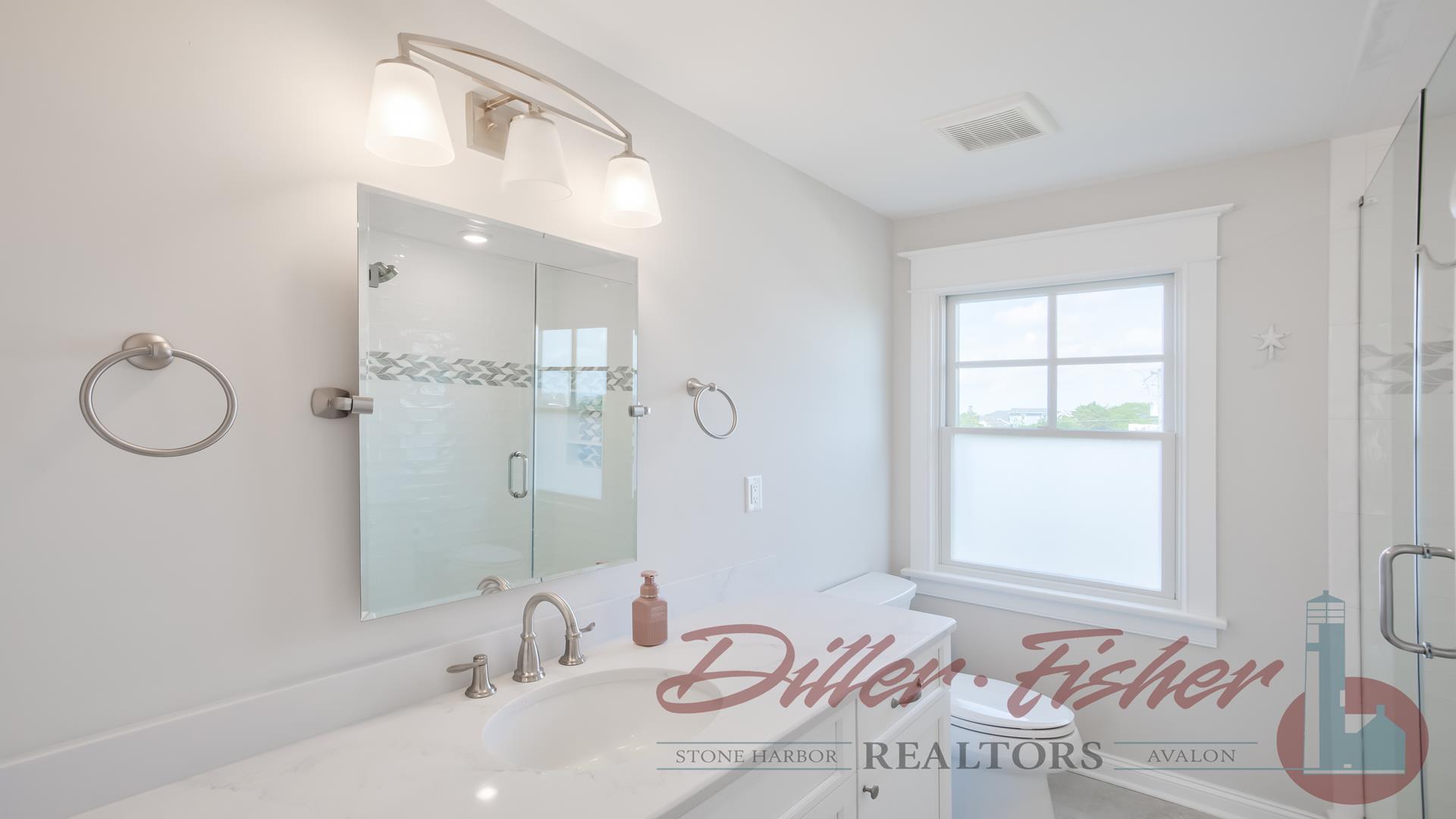 86 23rd Street W, Avalon (Mid-Island)