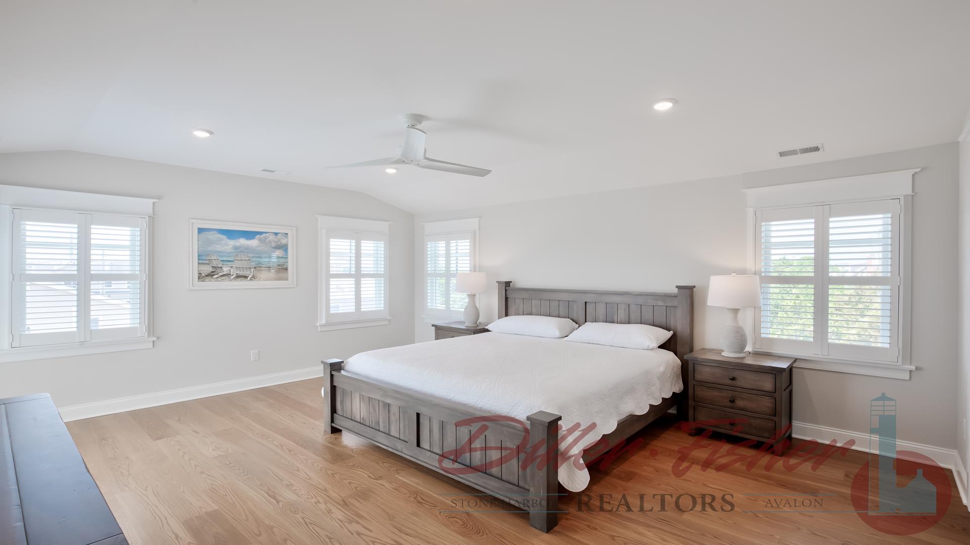 86 23rd Street W, Avalon (Mid-Island)