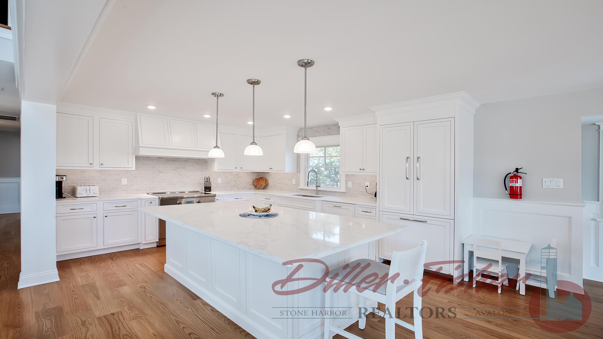 86 23rd Street W, Avalon (Mid-Island)