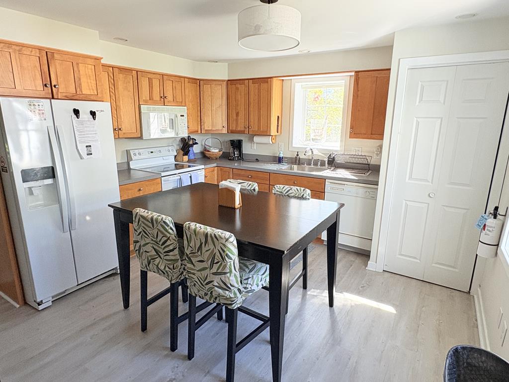 Marina Hideaway - 1132 Route 109 | Photo 15