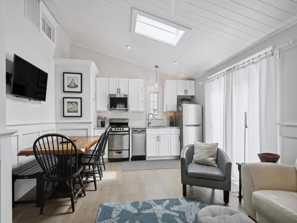 47 Stone Court | Photo 4