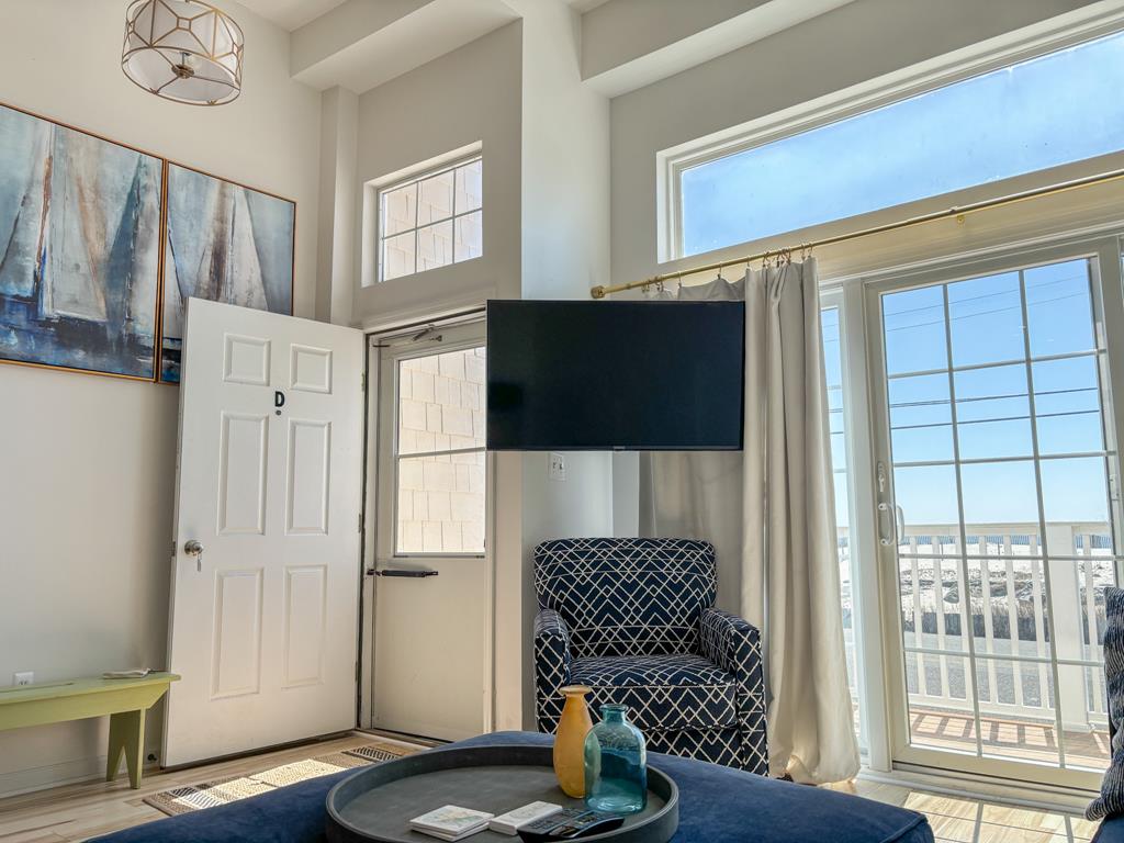 1625 Beach Unit D - Beachfront! | Photo 12