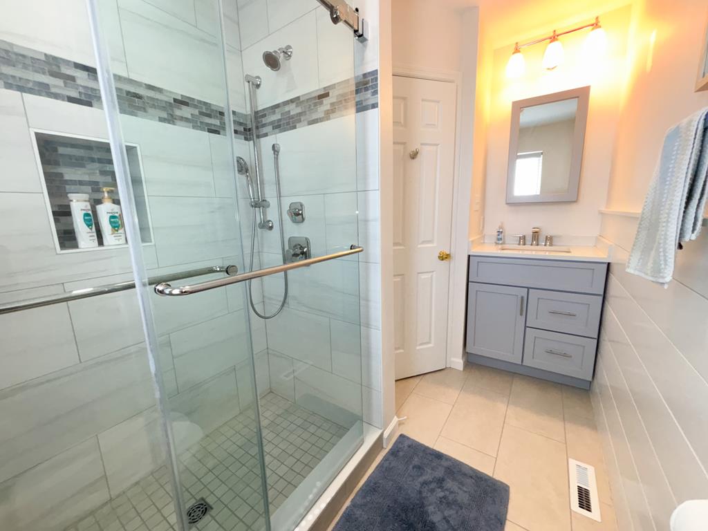 1625 Beach Unit D - Beachfront! | Photo 29