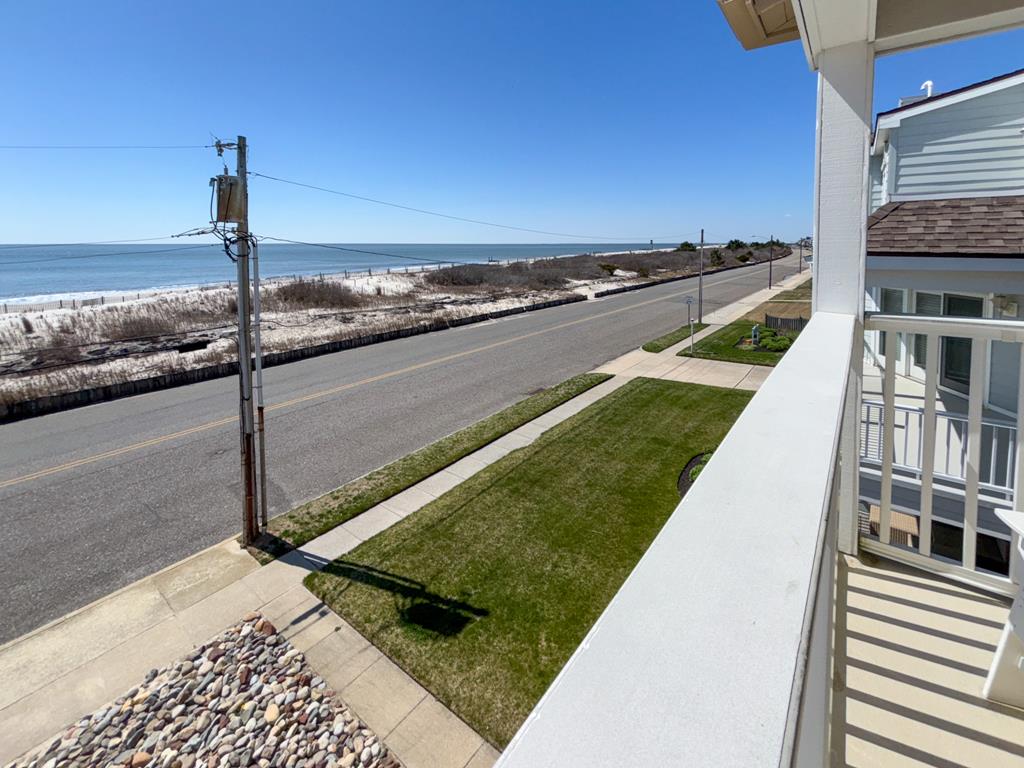1625 Beach Unit D - Beachfront! | Photo 30