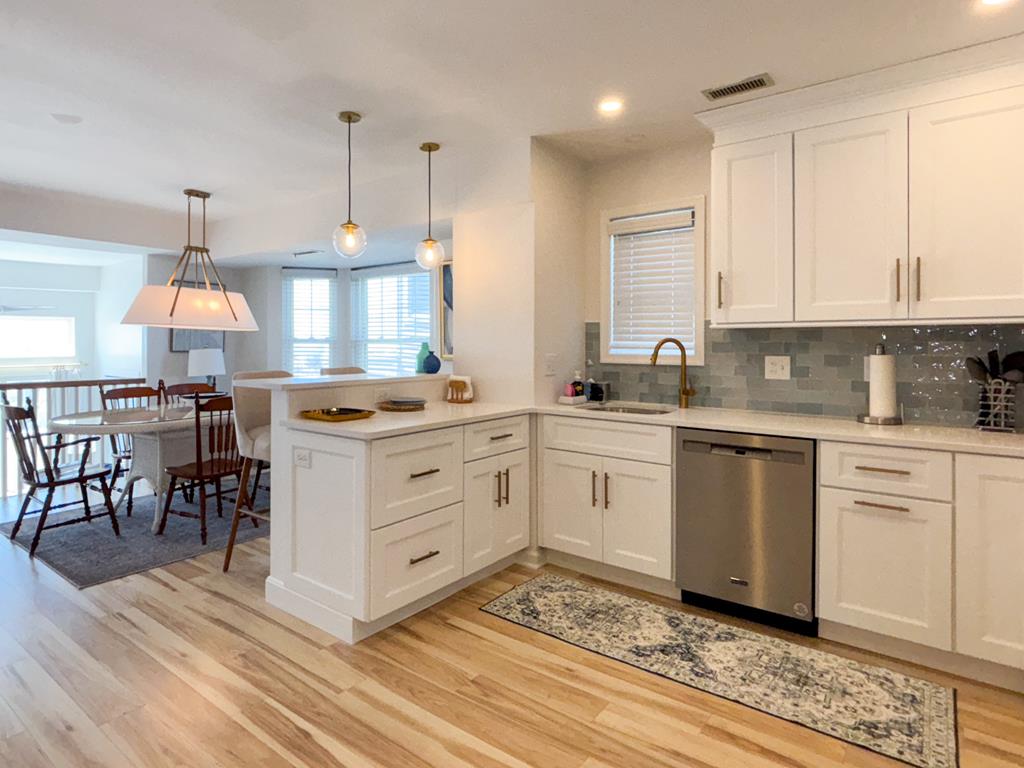 1625 Beach Unit D - Beachfront! | Photo 10