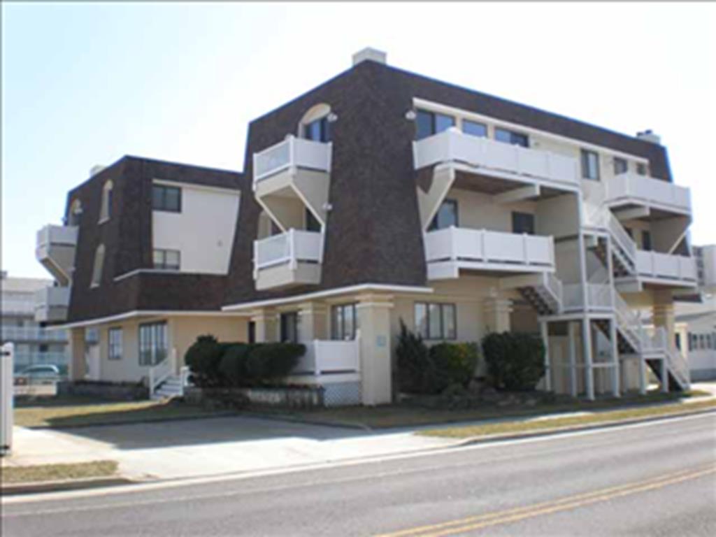 34 34th Street, Sea Isle City (Beach Block)