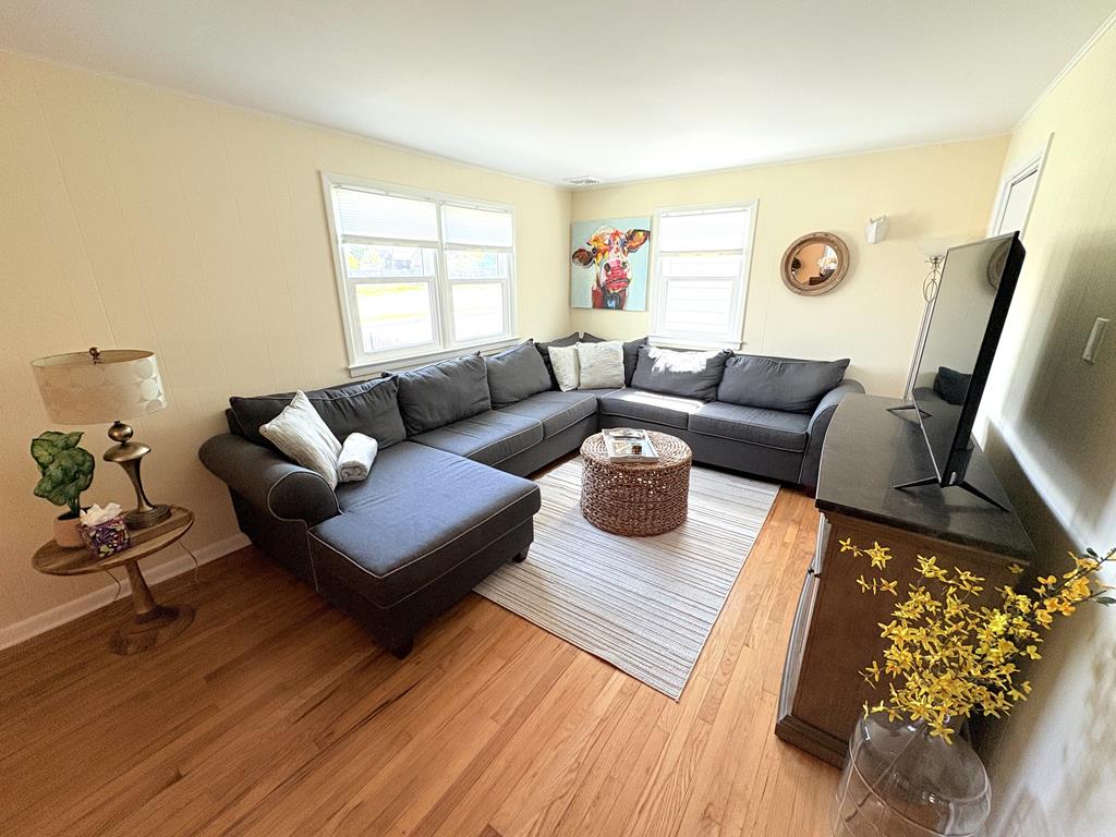 Close to Town in the Heart of Cape May! | Photo 9