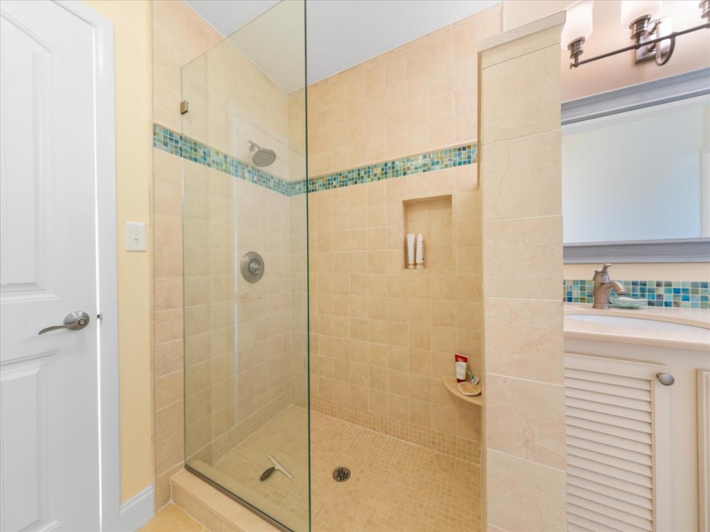 215 91st Street, Sea Isle City (Bay Front)