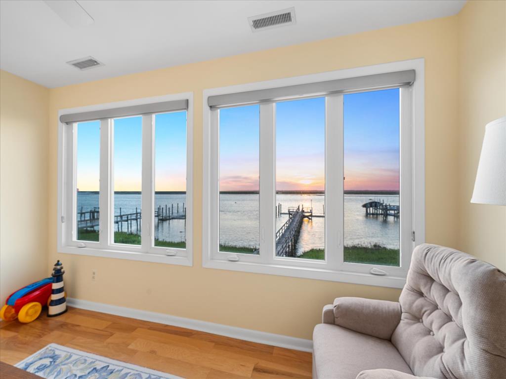 215 91st Street, Sea Isle City (Bay Front)
