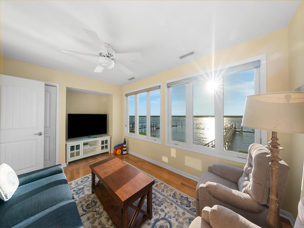 215 91st Street, Sea Isle City (Bay Front)
