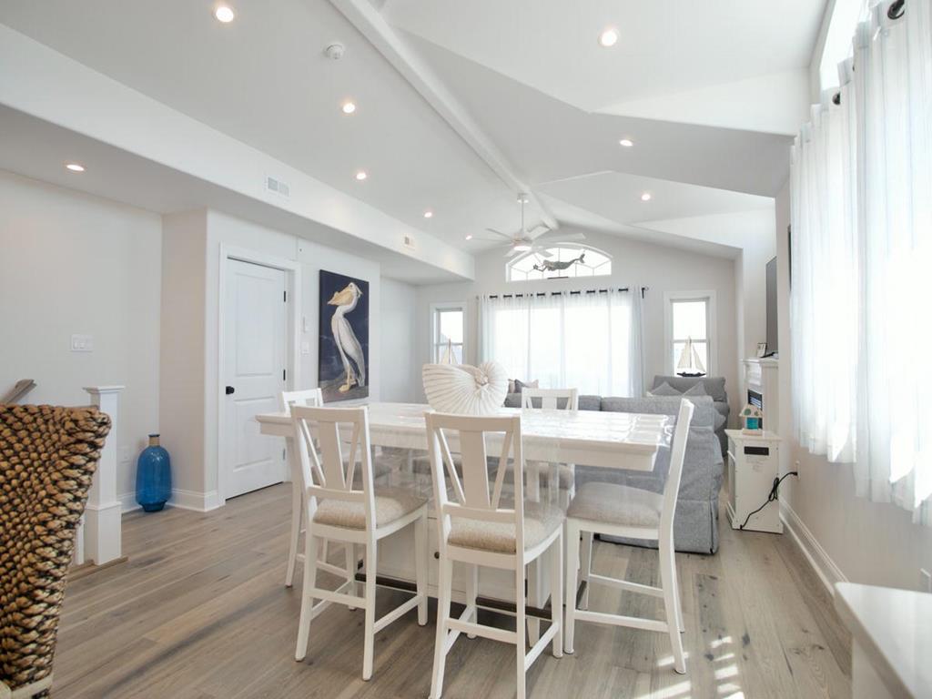 115 32nd Street, Sea Isle City (Center)
