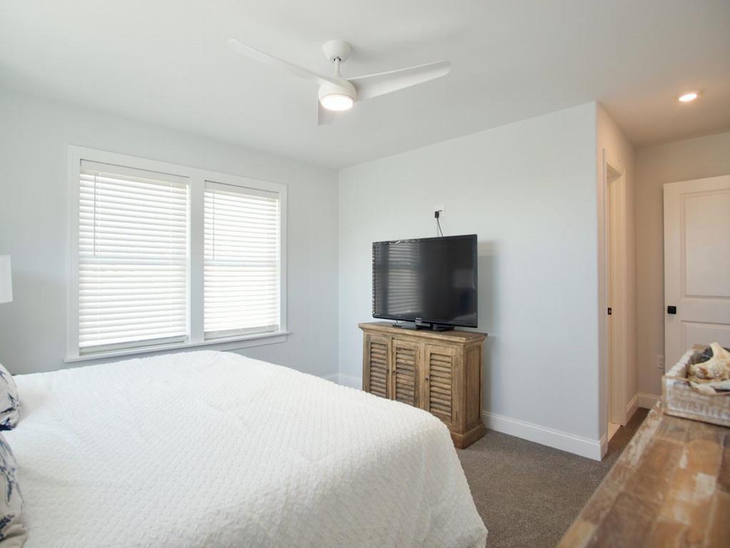 115 32nd Street, Sea Isle City (Center)