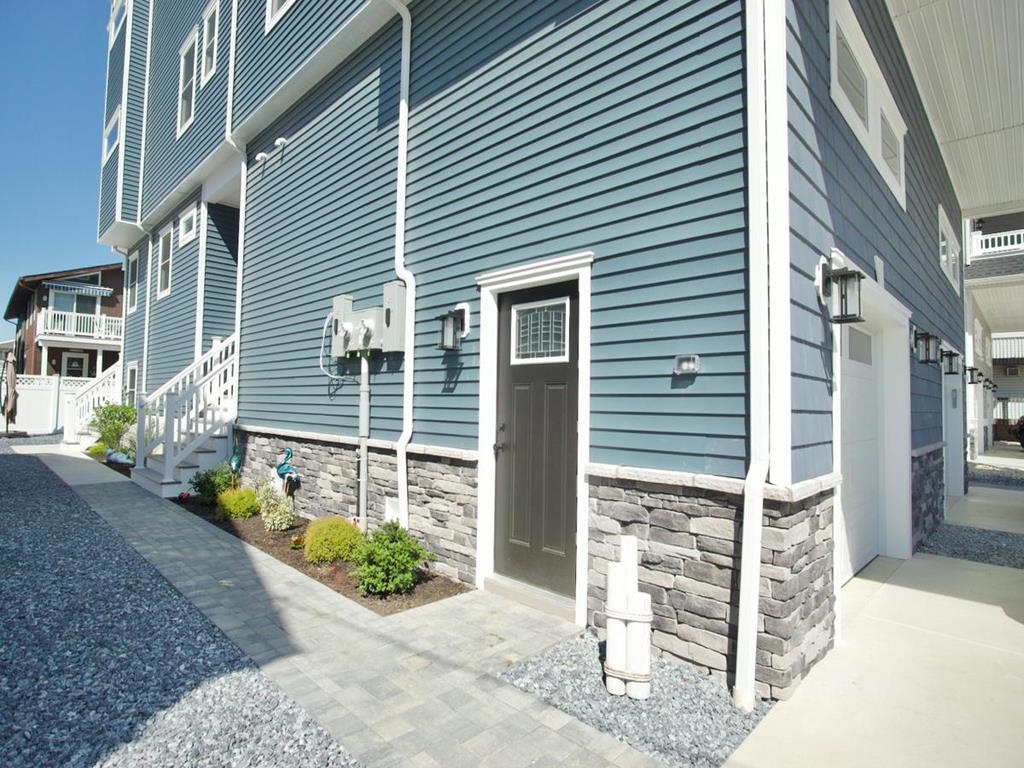 115 32nd Street, Sea Isle City (Center)