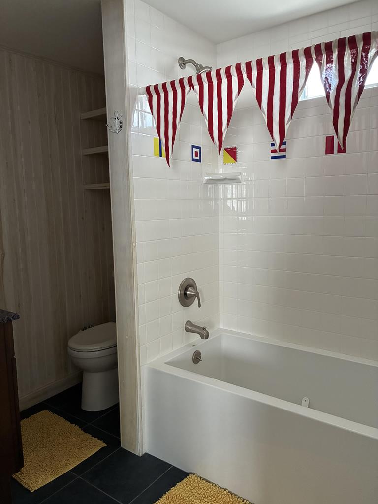 15 84th Street - Picture 