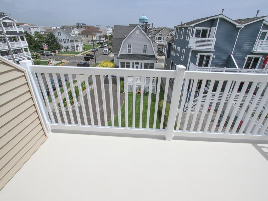 147 44th Street, Sea Isle City (Center)