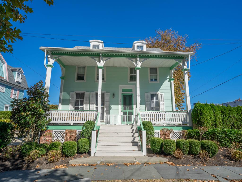 205 Perry Street | Photo 3