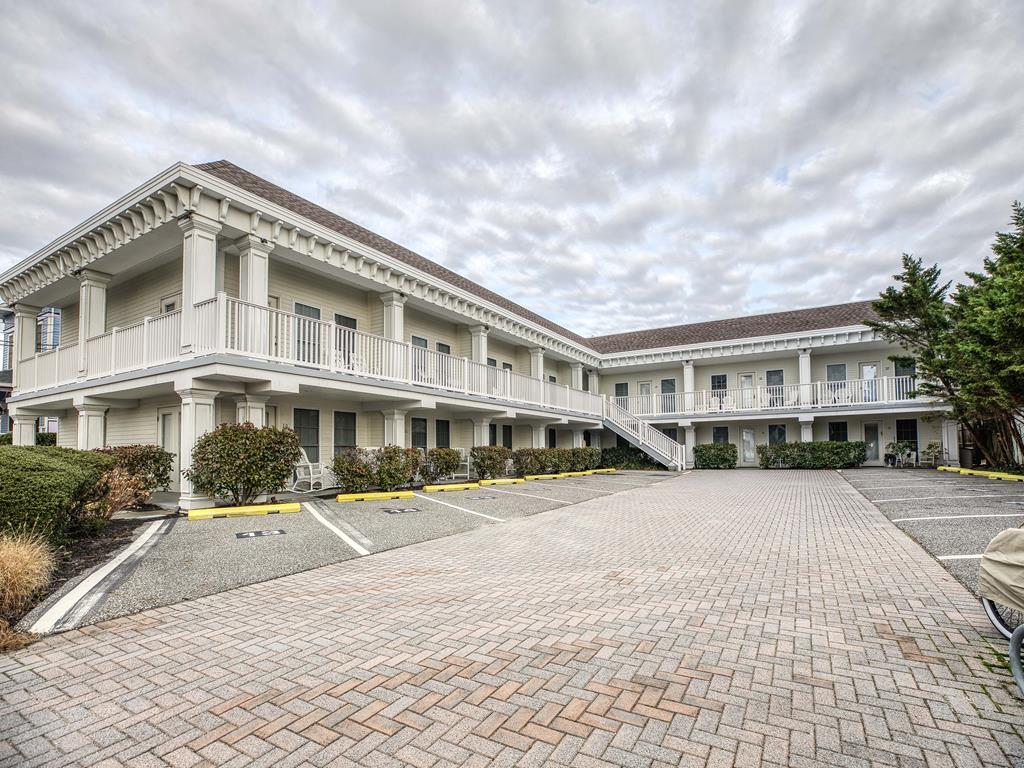 15 Broadway - Unit 16 | Photo 3