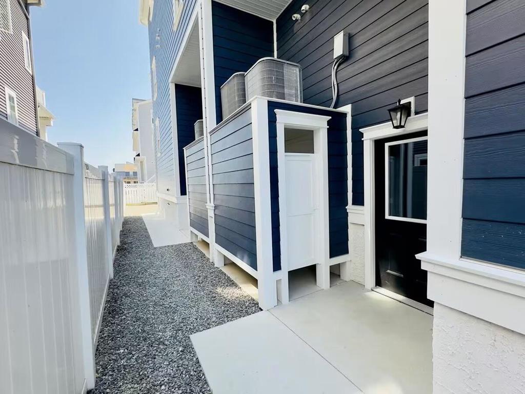 3908 Central Avenue, Sea Isle City (Center)