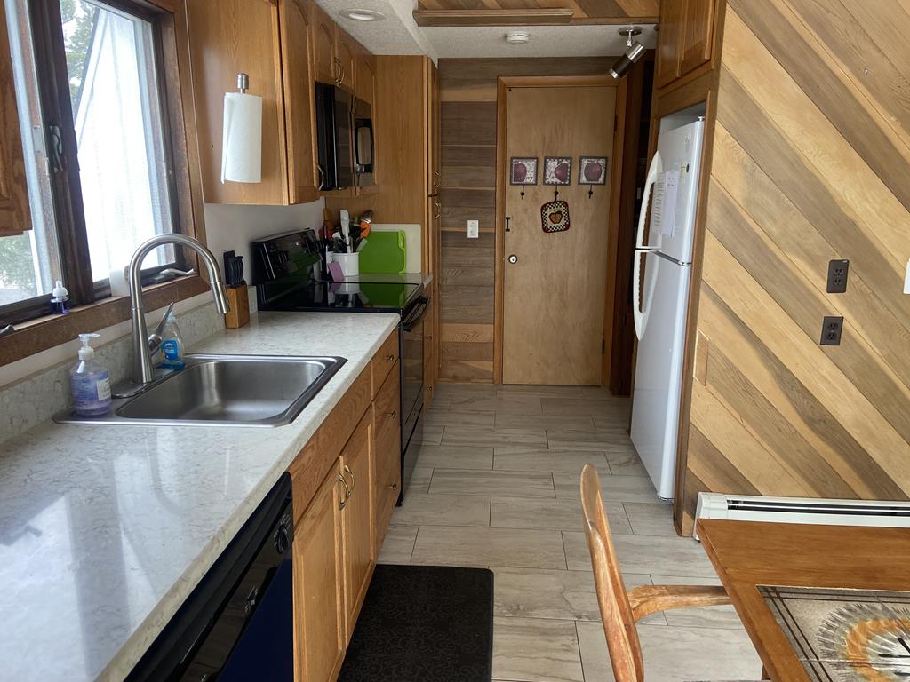 18 Antioch Road, High Bar Harbor (Bay Front)