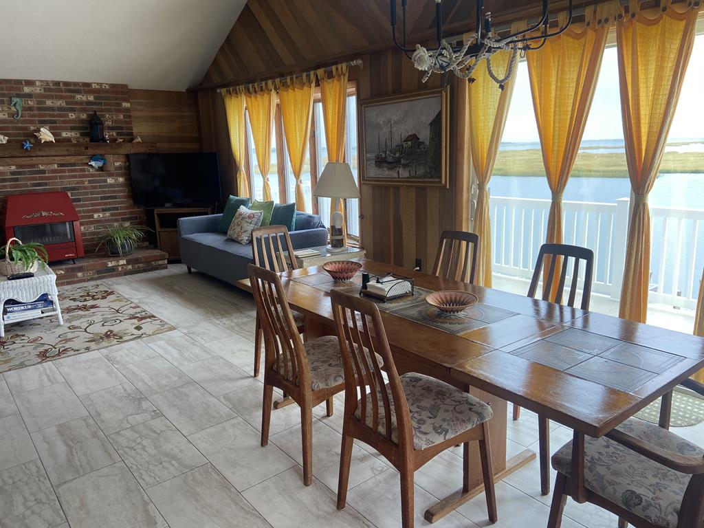 18 Antioch Road, High Bar Harbor (Bay Front)