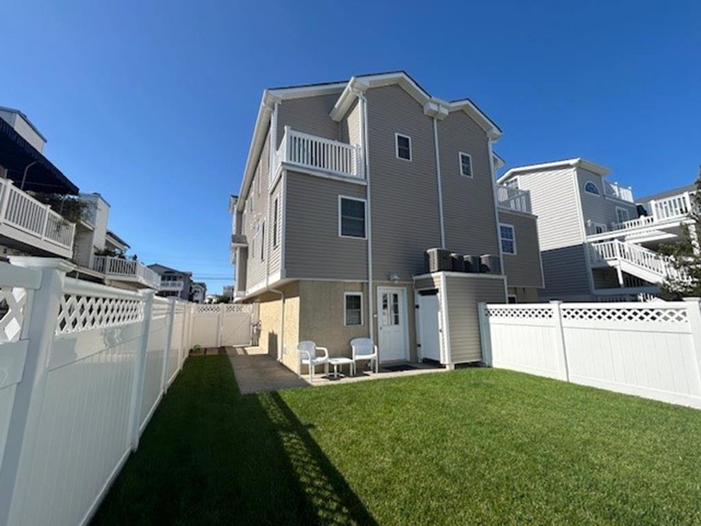 221 82nd Street, Sea Isle City (Center)