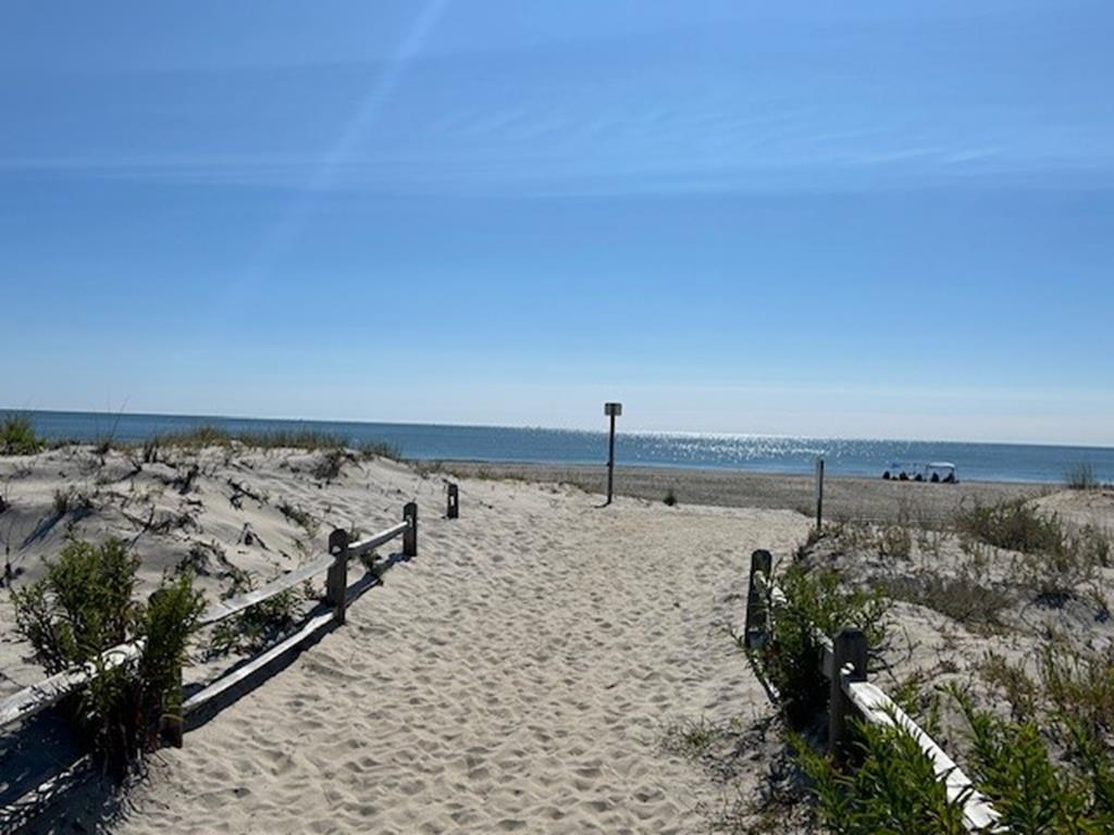 221 82nd Street, Sea Isle City (Center)