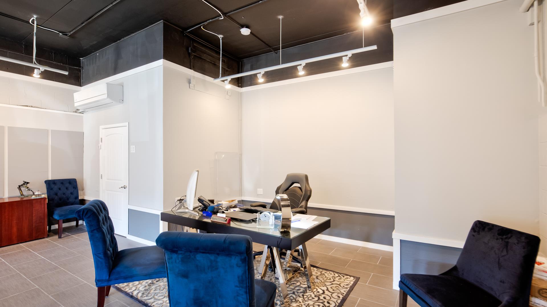 9505 Third Avenue, Stone Harbor (Business District)