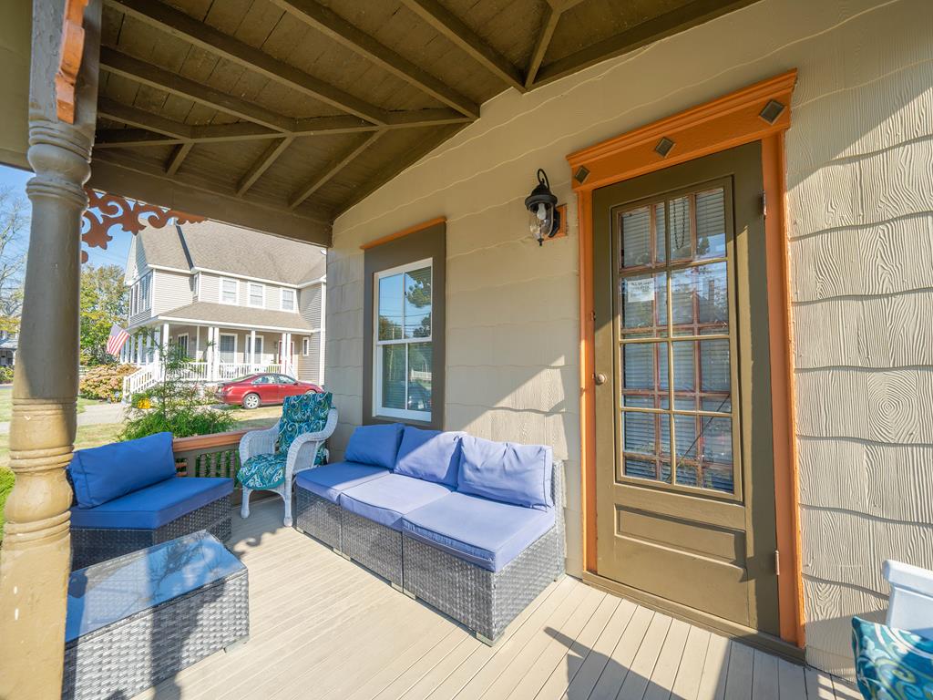 111 Leaming Avenue | Photo 4