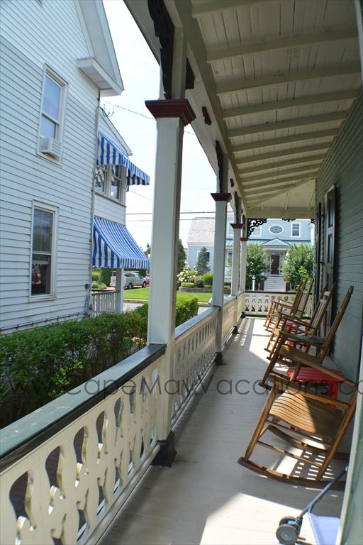 225 Grant Street | Photo 5