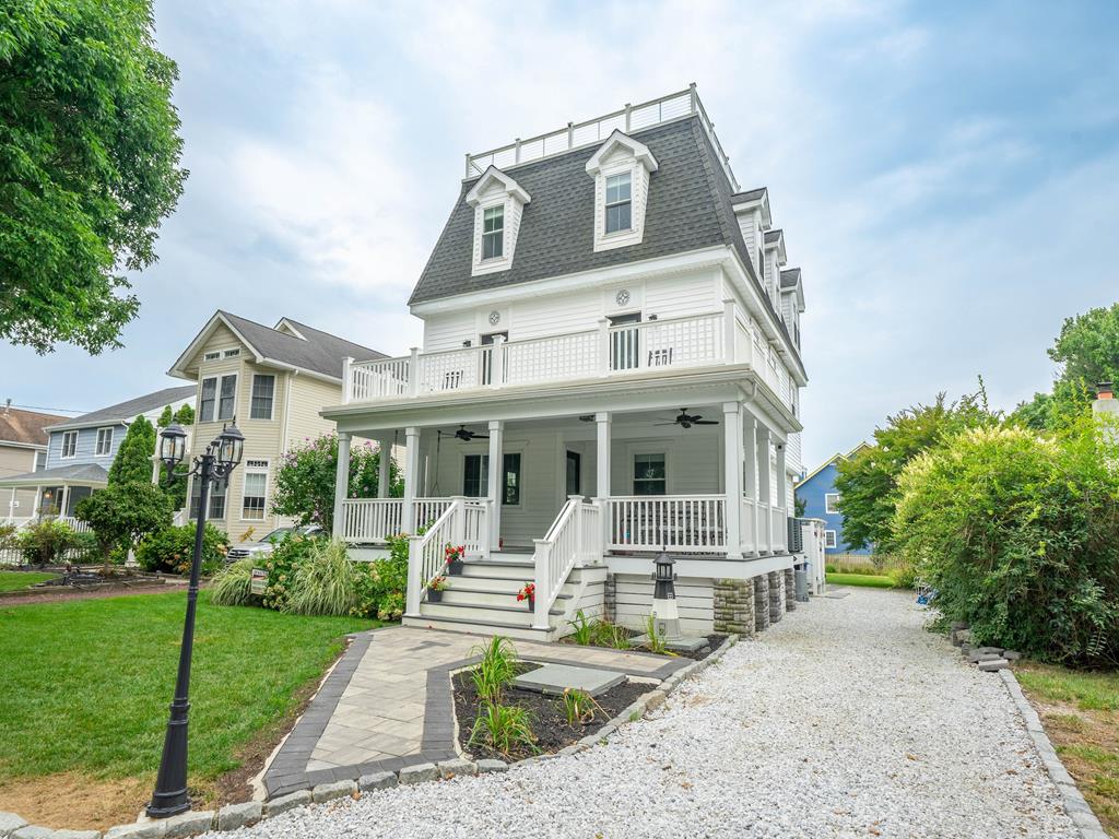 412 Second Avenue | Photo 3