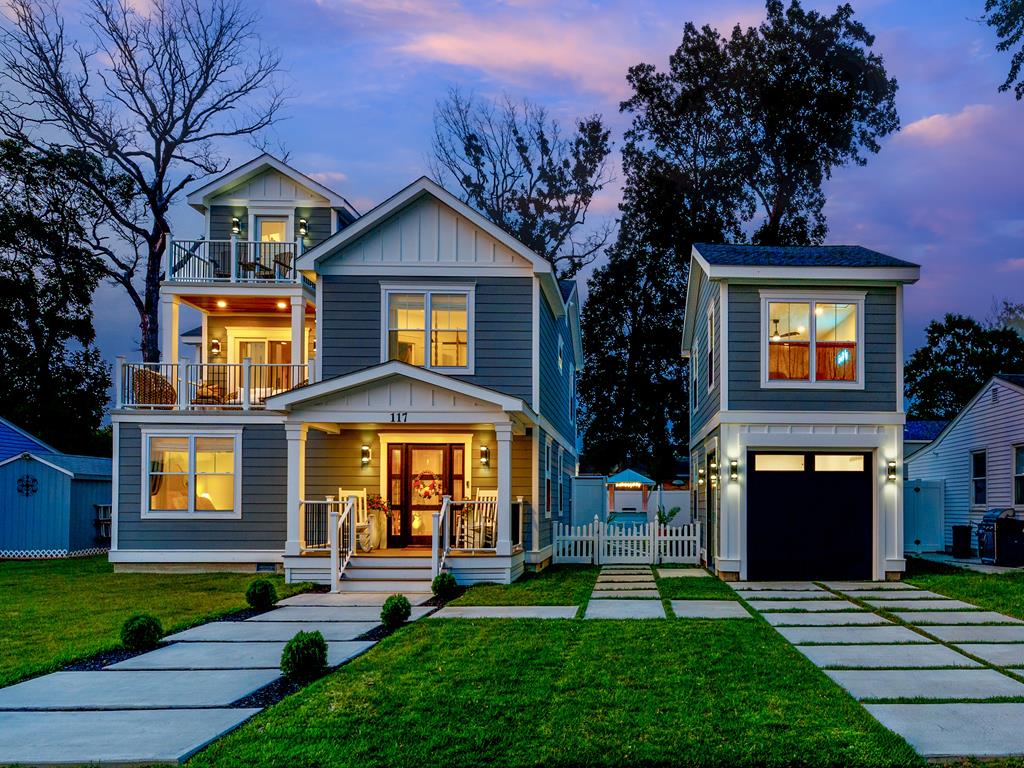 Good Vibrations By The Bay - 2 Blocks To Beach | Photo 3