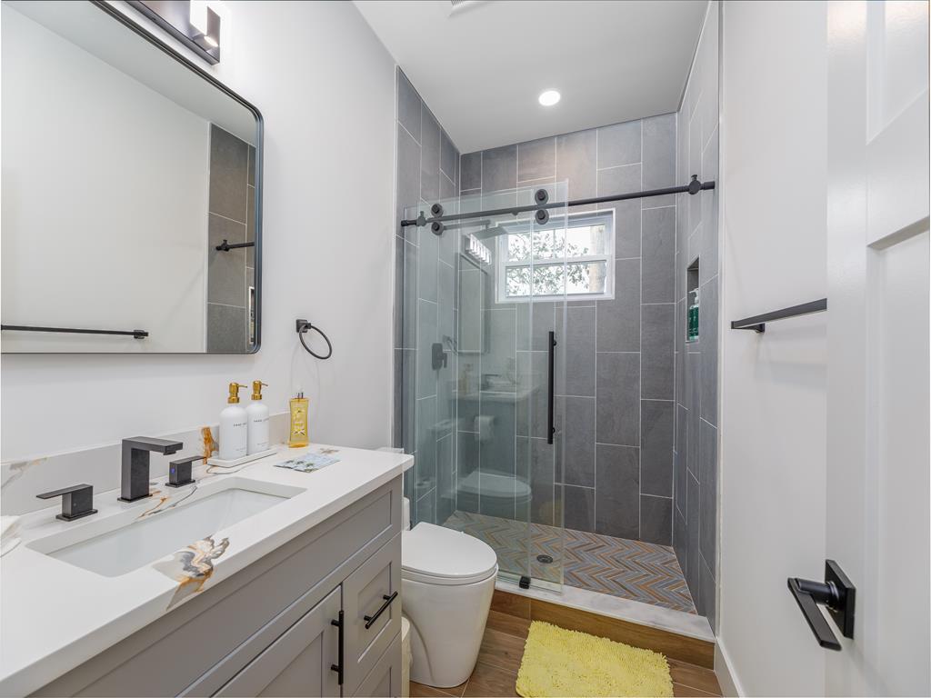 Good Vibrations By The Bay - 2 Blocks To Beach | Photo 21