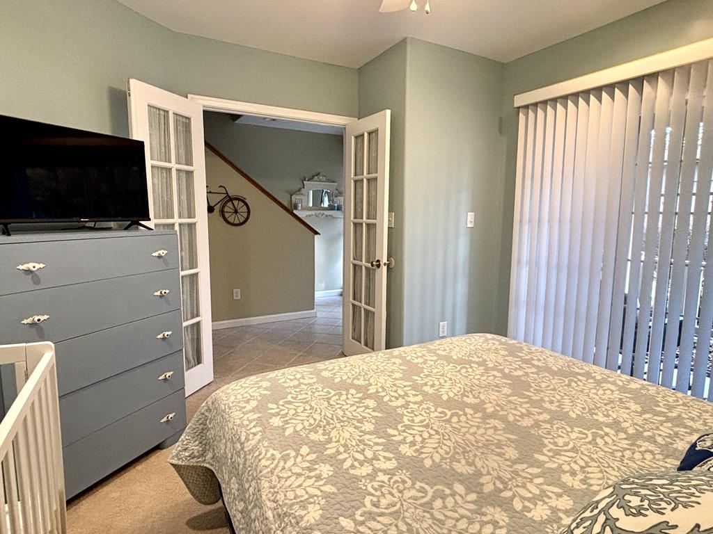 Beautiful 4 Bedroom Condo with Pool! | Photo 6