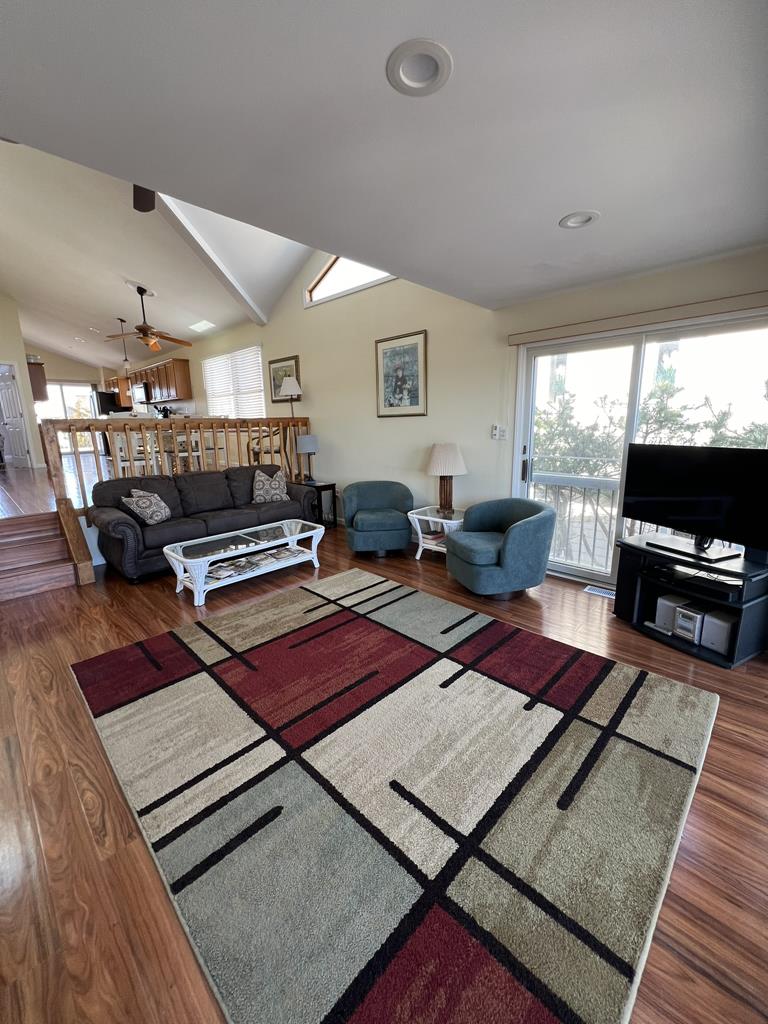 7321 Pleasure Avenue 5