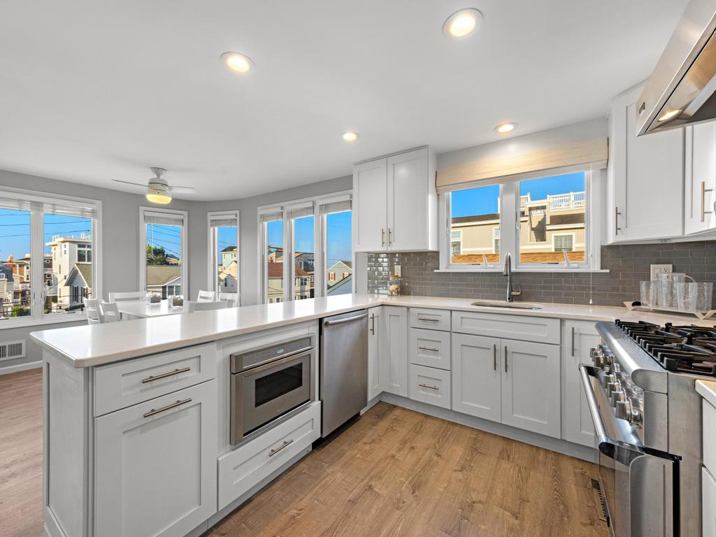 112 E. Sailboat Drive, Peahala Park (Ocean Block)