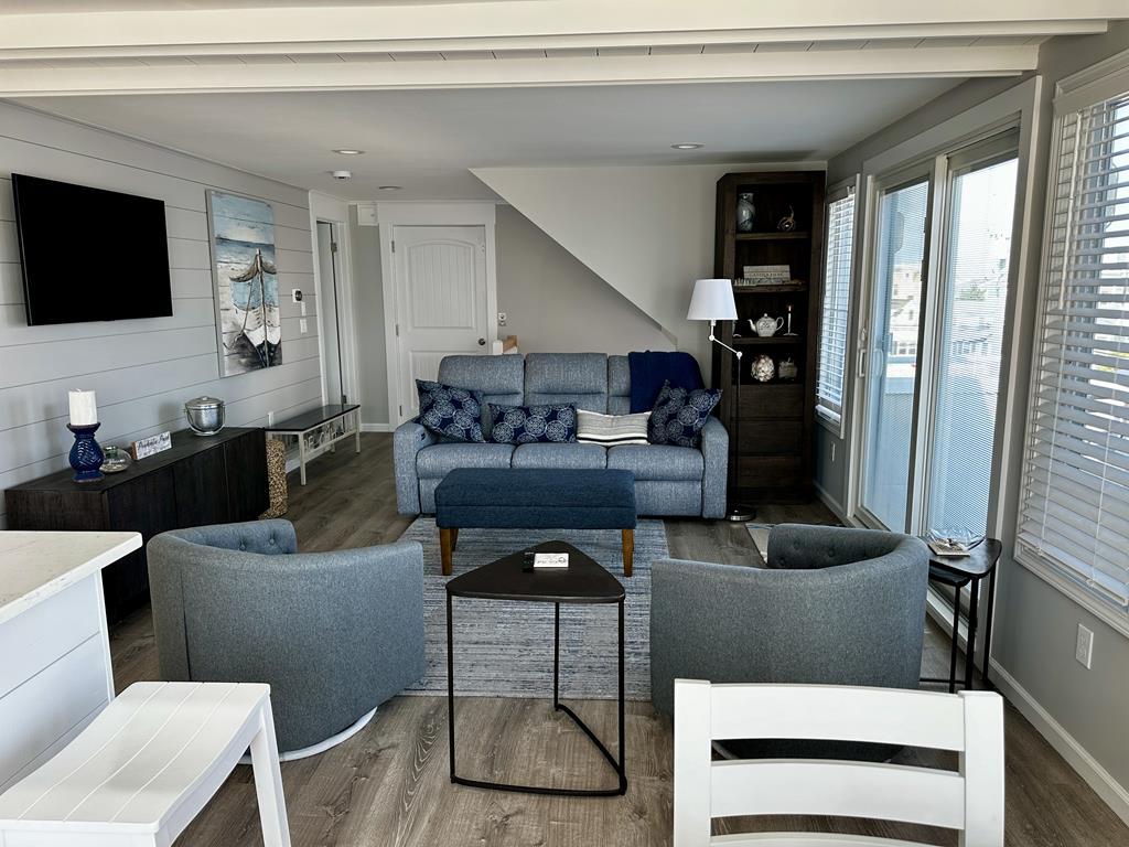 112 E. Sailboat Drive, Peahala Park (Ocean Block)