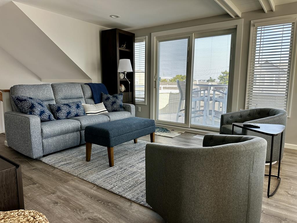 112 E. Sailboat Drive, Peahala Park (Ocean Block)