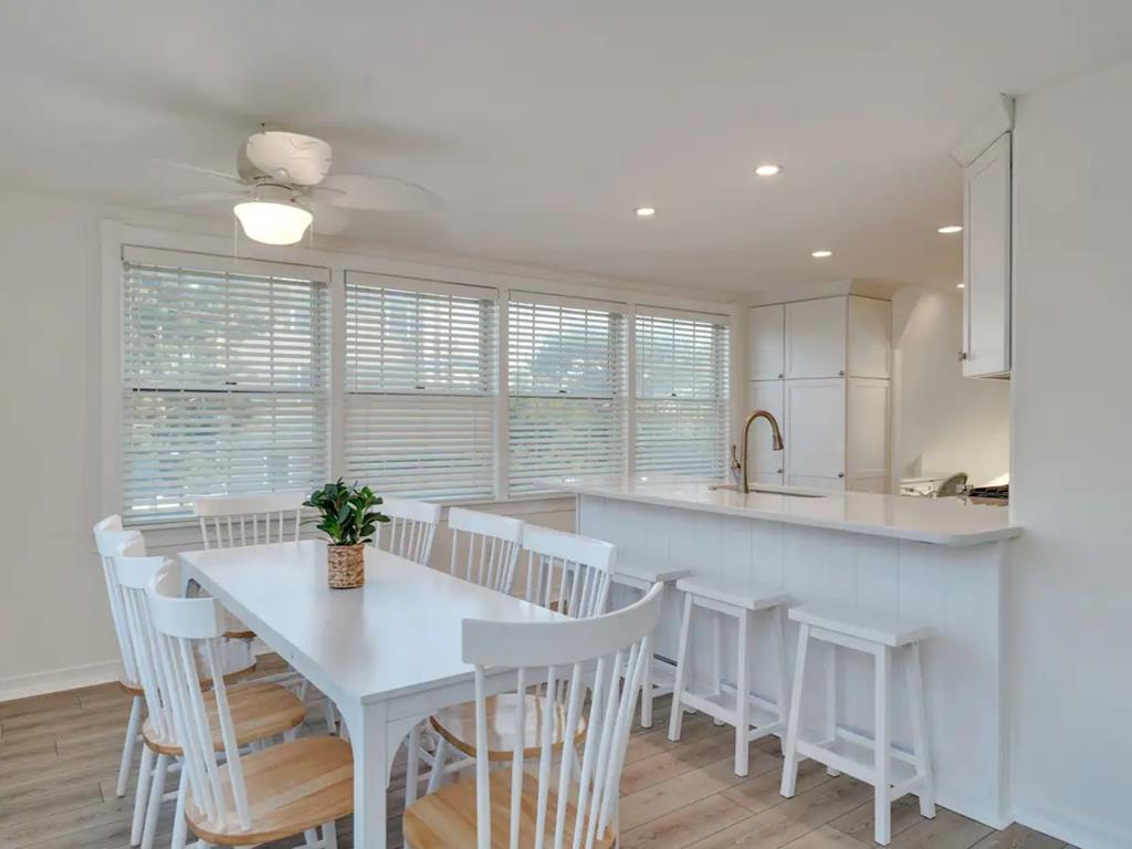 Sunsets By the Bay - 4006 Shore Drive | Photo 16