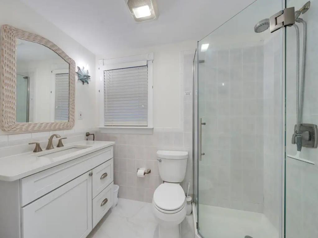 Sunsets By the Bay - 4006 Shore Drive | Photo 29