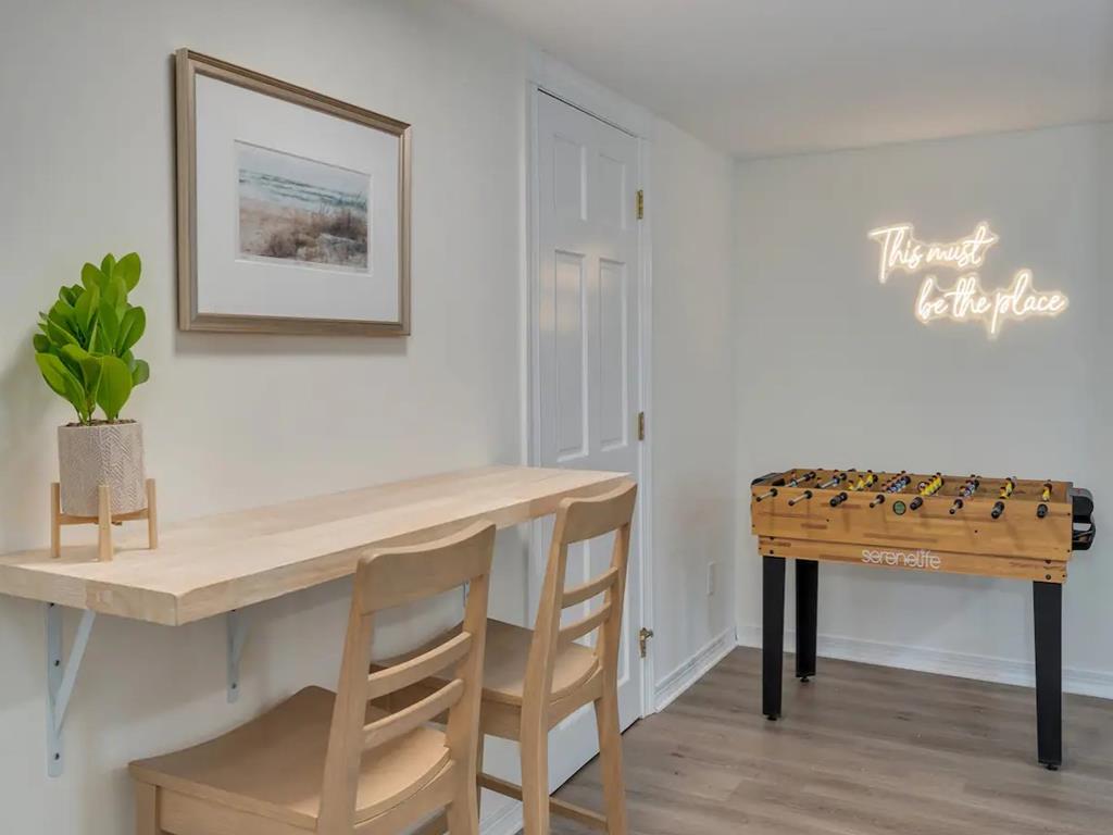 Sunsets By the Bay - 4006 Shore Drive | Photo 8