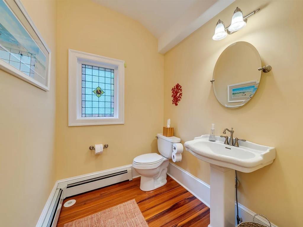 6 Bedoom - Close to the Beach! 1611 New Jersey | Photo 12